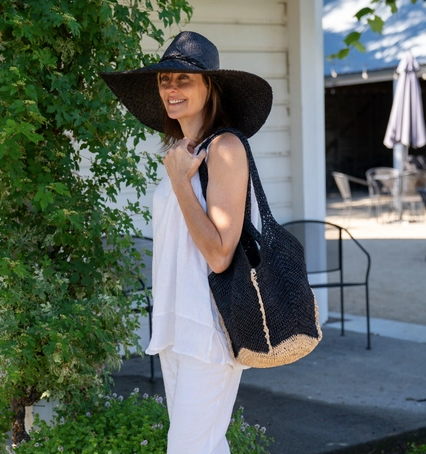 Crochet Straw Shoulder Bag in Black