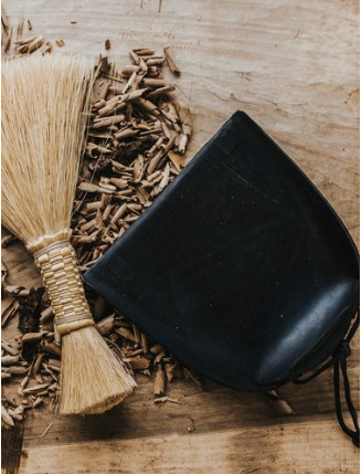 Leather Dustpan