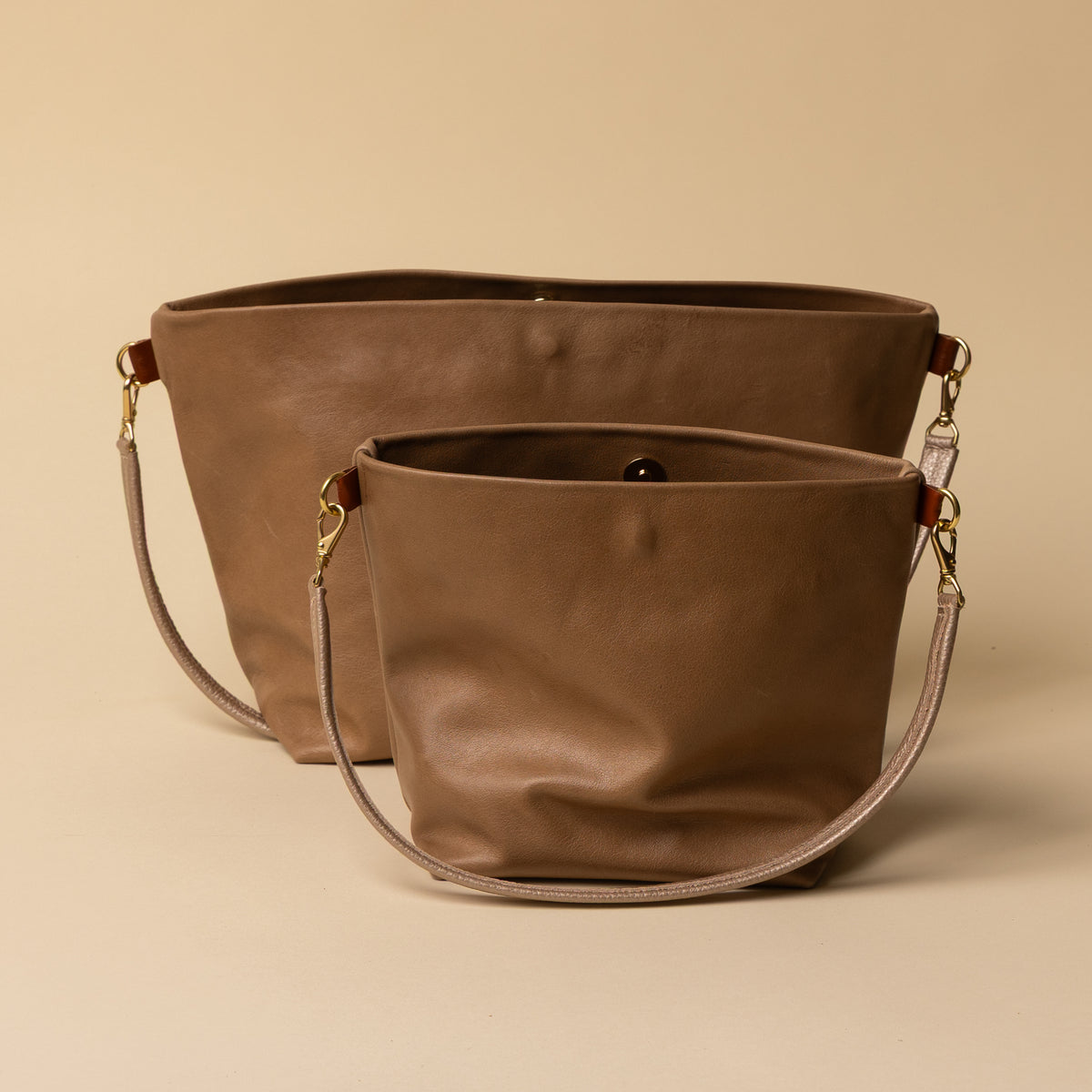 Big Sister Bucket in Brown Sugar Leather