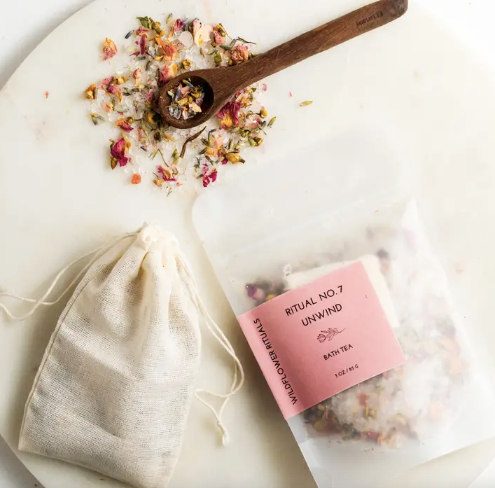 Botanical Bath Tea in Vetiver and Lavender