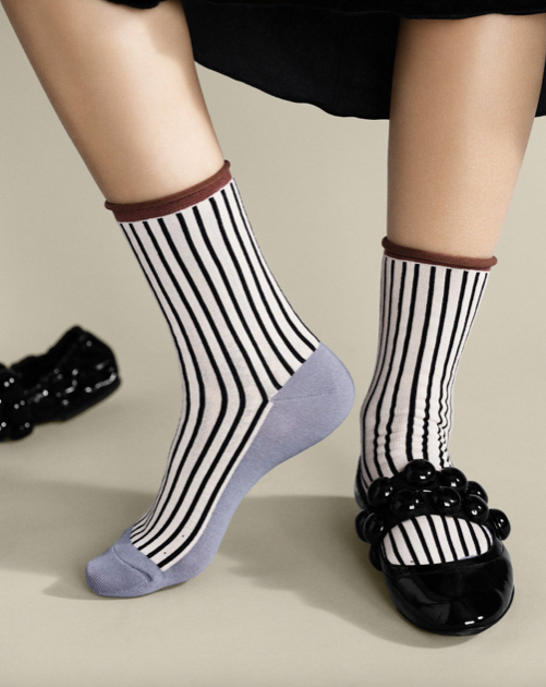 Hilda Crew in Pebble