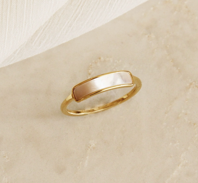 Mother of Pearl Bar Ring