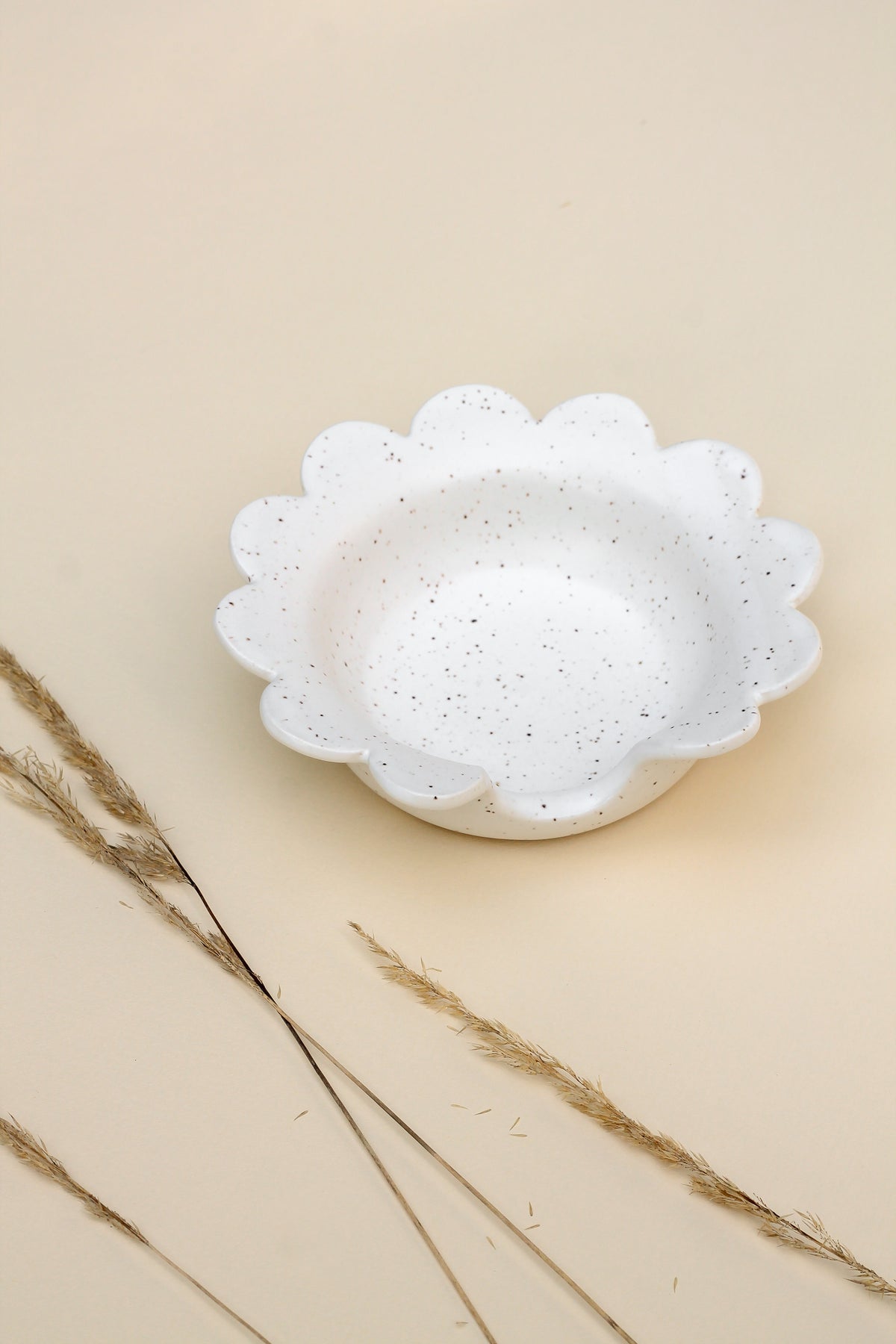 Scalloped Spoon Rest