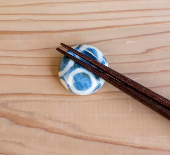 Chopstick Rest in Momomaru Blue