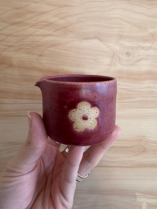 Espresso Pitcher in Cranberry Daisy