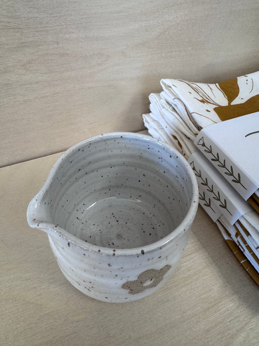 Espresso Pitcher in White Daisy