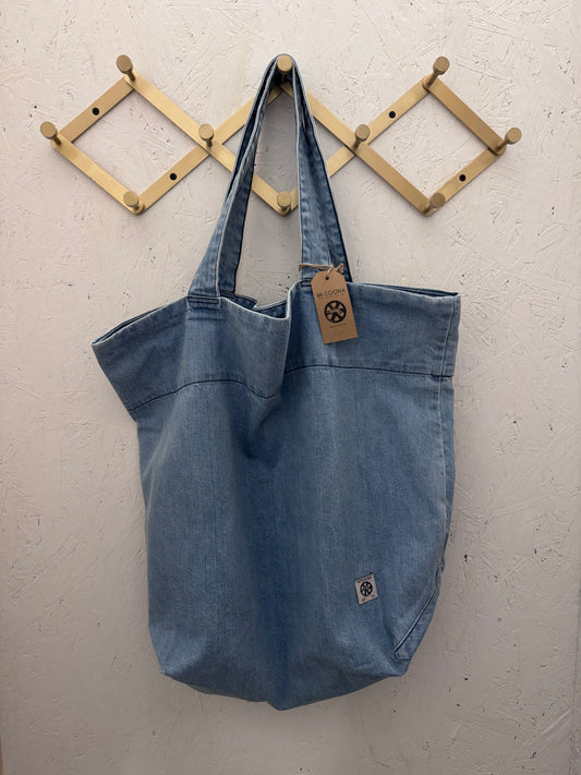Denim Tote Bag in Light Vintage Wash
