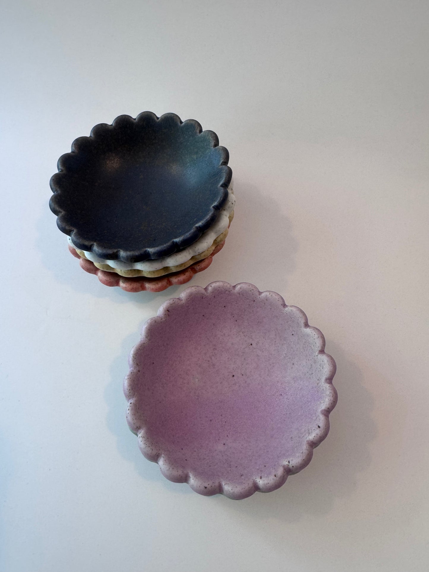 Ruffled Small Bowls