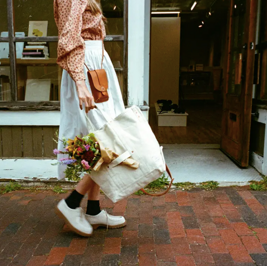 Electrician Tote in Natural