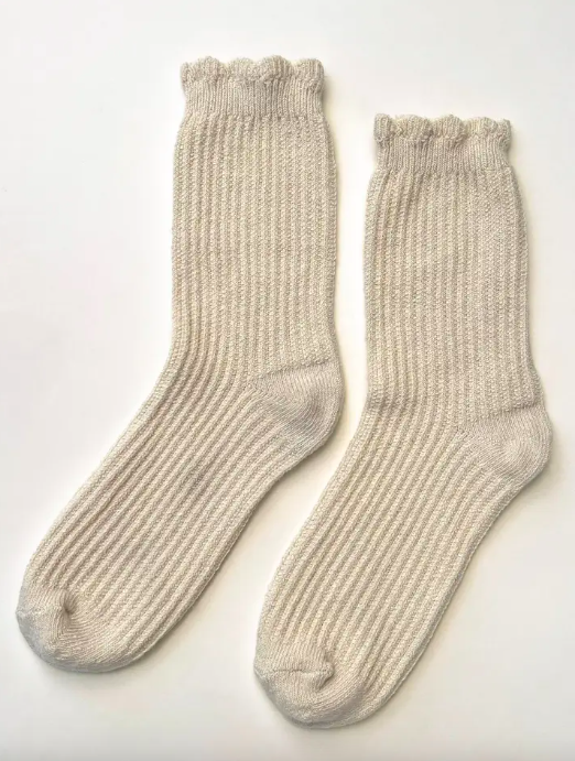 Linen Scallop Socks in Naturel