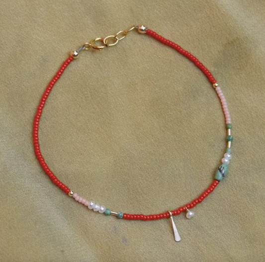 Dainty Seed Bead Bracelet in Red