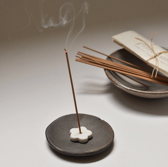 Aged Indian Sandalwood Incense Set