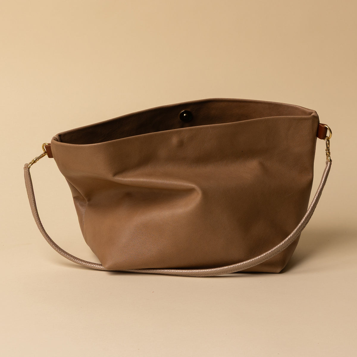 Big Sister Bucket in Brown Sugar Leather