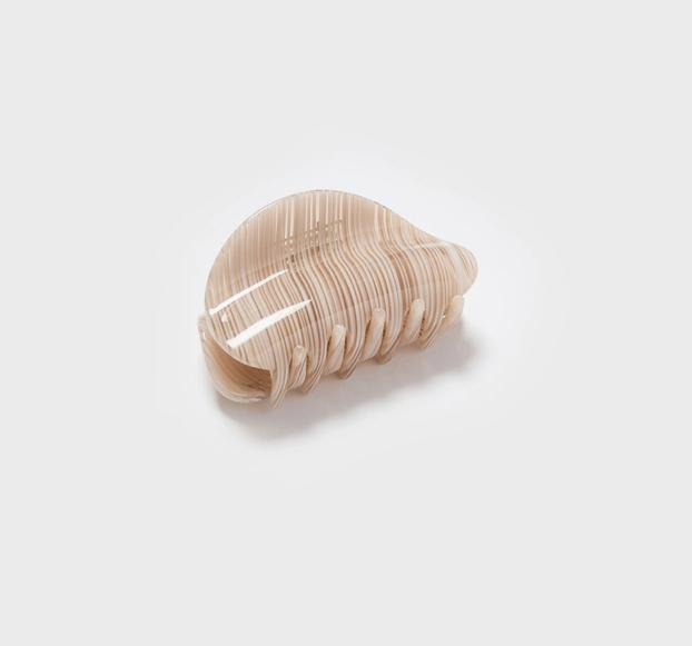 Juno Hair Claw, Oak