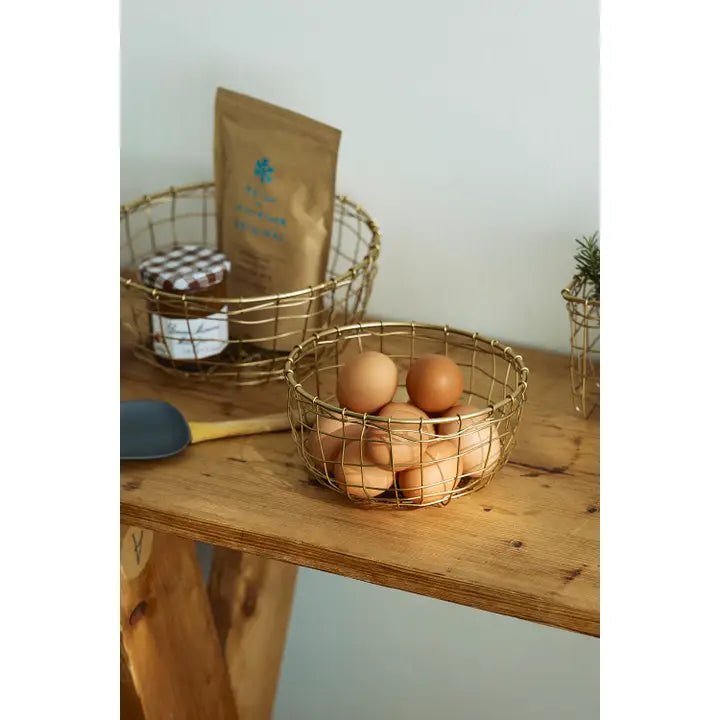 Gold Wire Shallow Basket