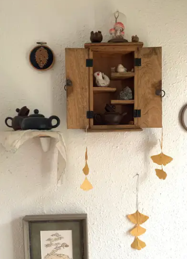 Dried Ginkgo Leaf Ornaments