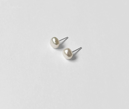 Keshi Pearl Studs