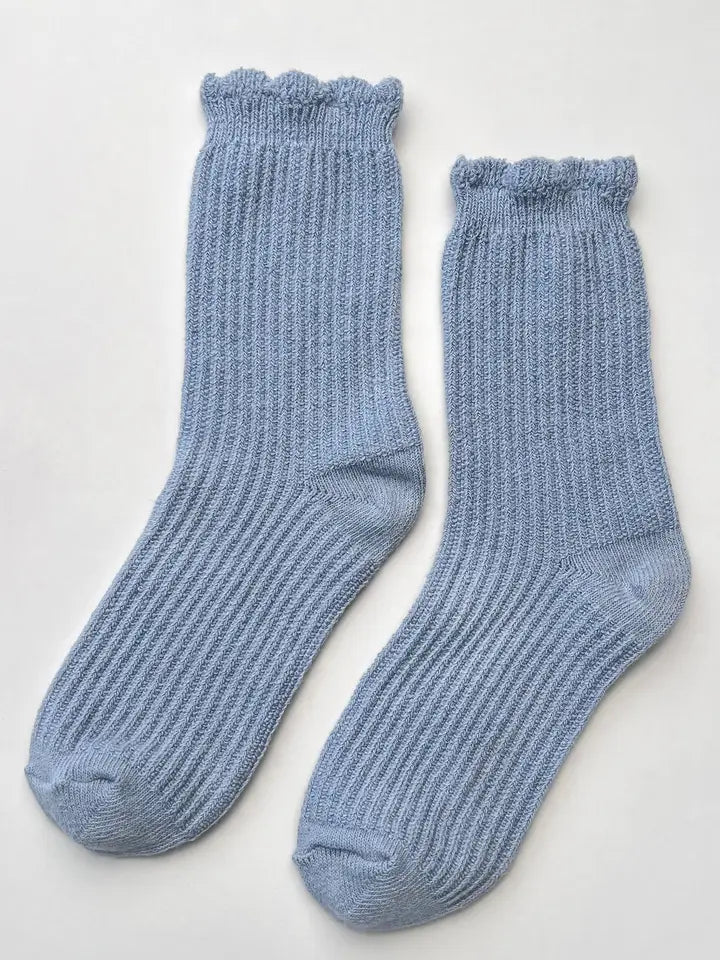 Linen Scallop Socks in Pale Blue