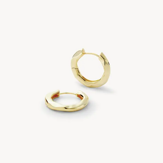 Petite Wavy Hoops in Gold