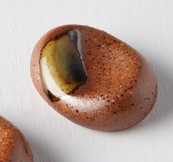 Pebble Chopstick Rest