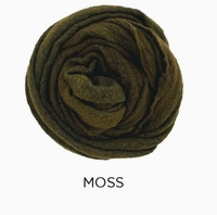 Wool Cloud Neck Scarf in Moss