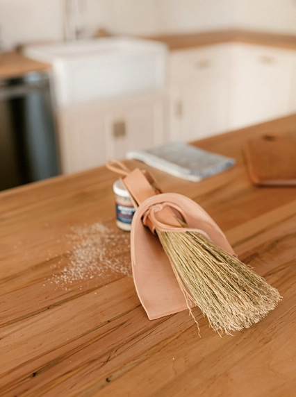 Nesting Broom & Dustpan Set